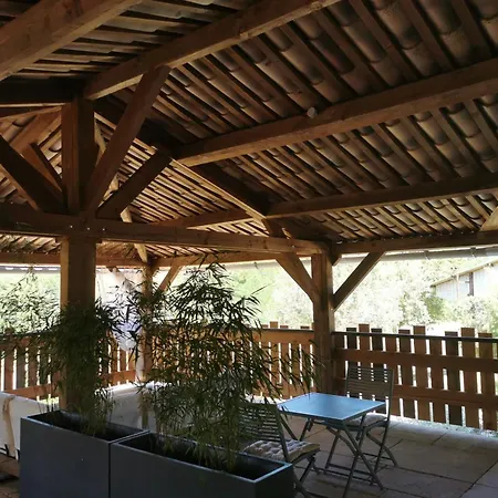 Du Martinet بيت ضيافة