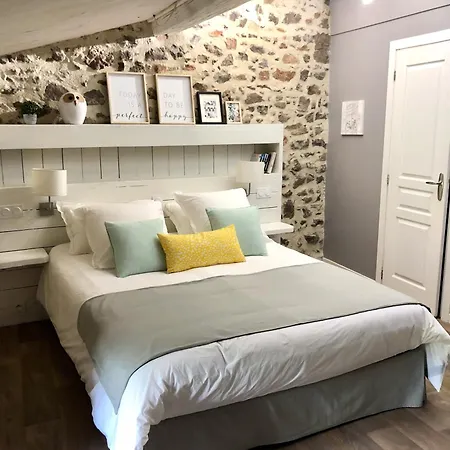 بيت ضيافة Du Martinet 3*