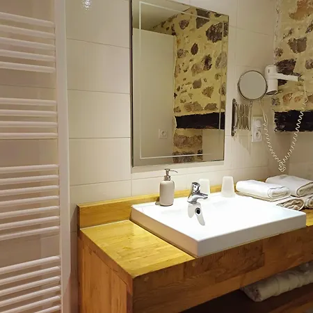 بيت ضيافة Du Martinet